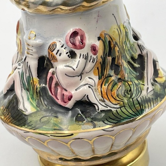 Capodimonte Salt Shaker and Pepper Mill High Relief Italy Vintage Nudes Cherubs - Picture 11 of 12